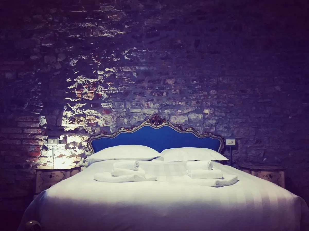 Velvet Loft - Santo Spirito Apartment Florence Italy